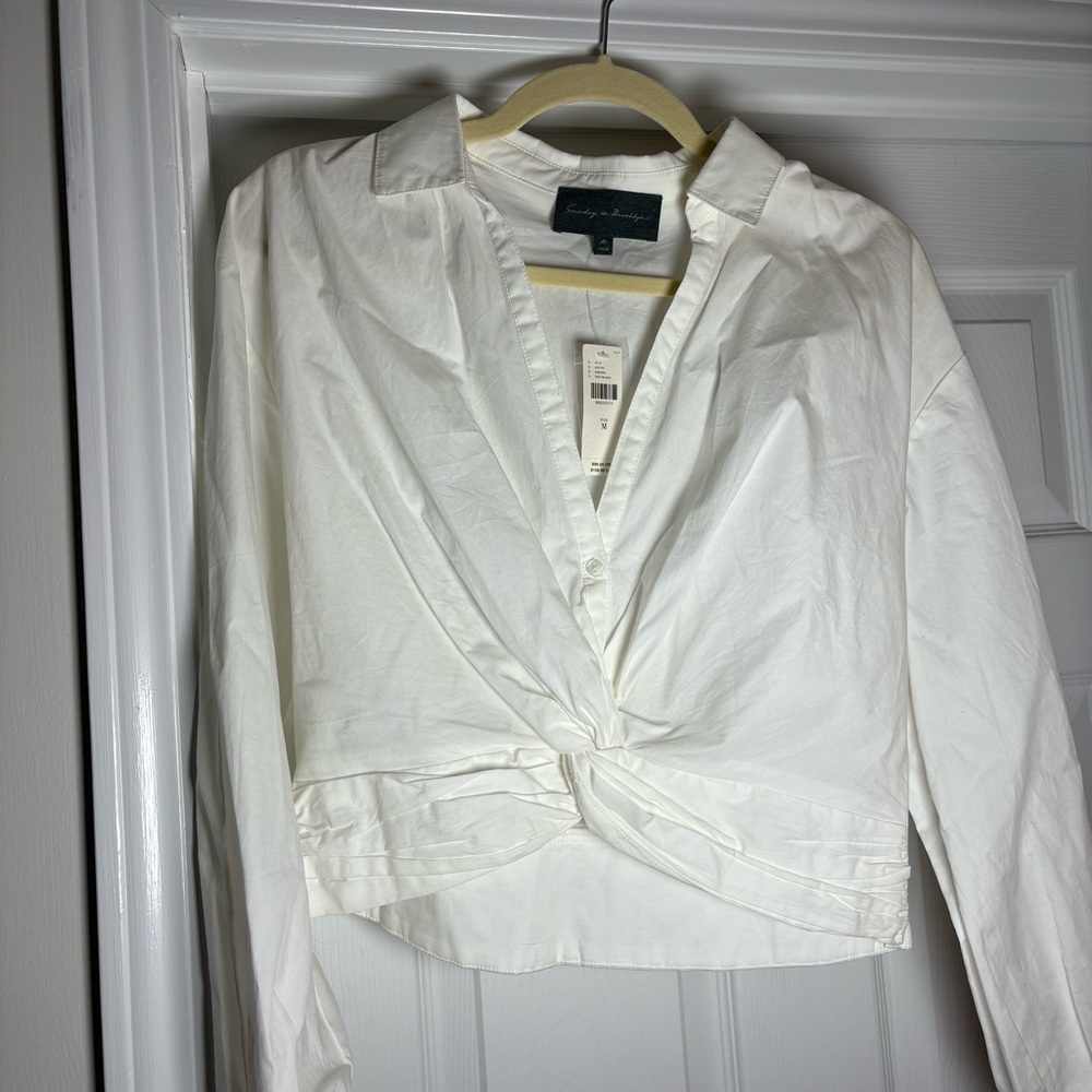 Purchased at Anthropologie - Sundays in Brooklyn brand.Elegant White Women's Top